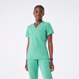 Figs Women's Catarina Surgical Green Scrub Top